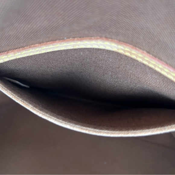 LOUIS VUITTON Monogram Alma PM - Picture 9 of 15